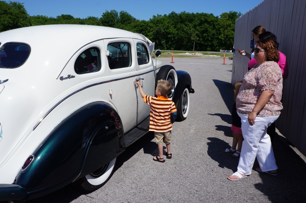 Hunter left Patriots Point in a 1939 Plymouth to head to his press conference downtown