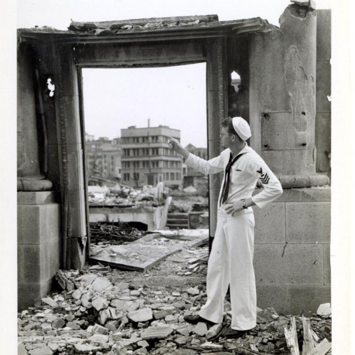 Primary Image of Empty Doorway