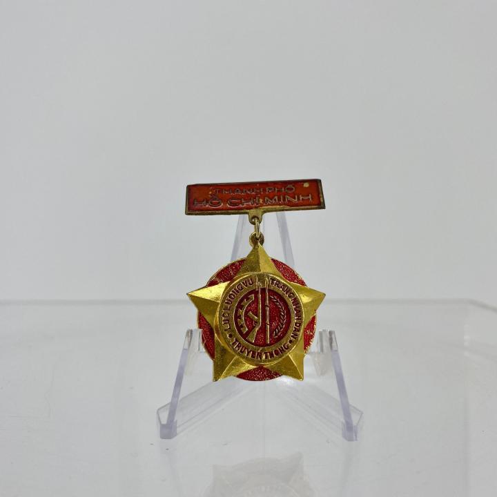 Primary Image of Viet Cong F-100 Commandos Medal